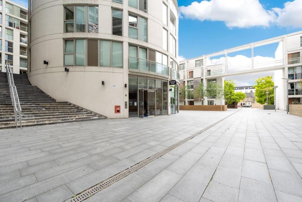Apartment Canary Wharf By Capital London