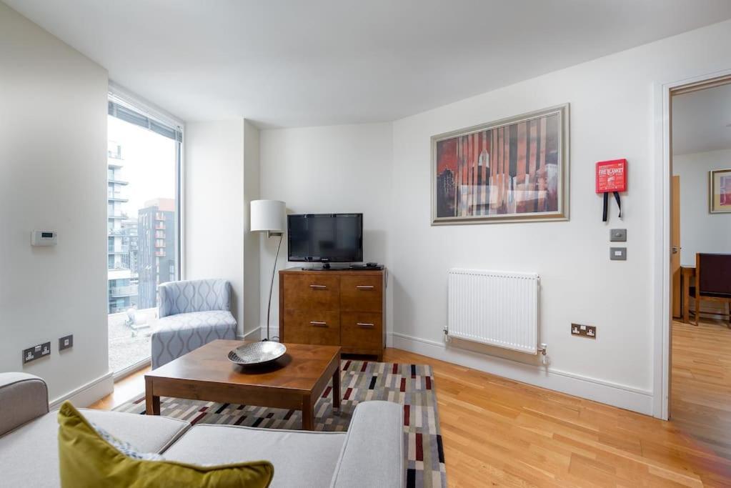 Canary Wharf By Capital Apartment